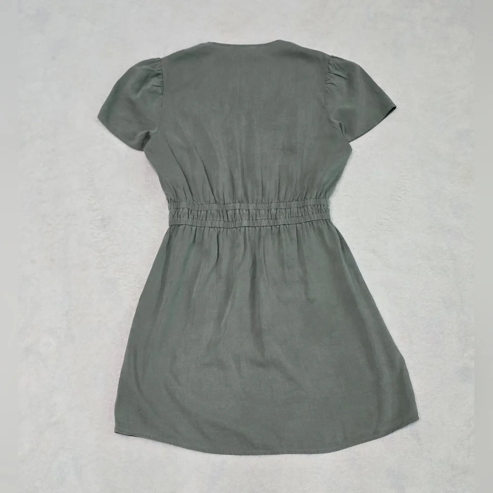 Women's Anthropologie Dress - Cloth & Stone - Green Smocked Waist - Size Medium